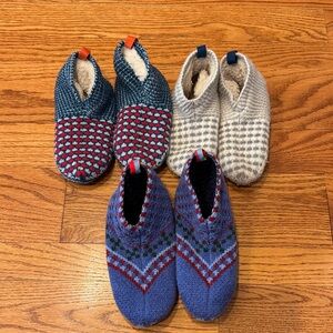 Bombas Knit Kids Slippers - Blue, Gray, and Red